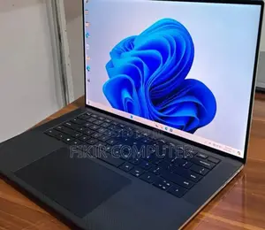 Photo - New Laptop Dell XPS 15 32GB Intel Core i7 SSD 512GB