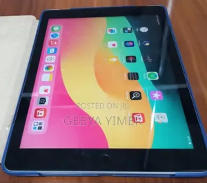 New Apple iPad 10.2 (2021) 128 GB Gray