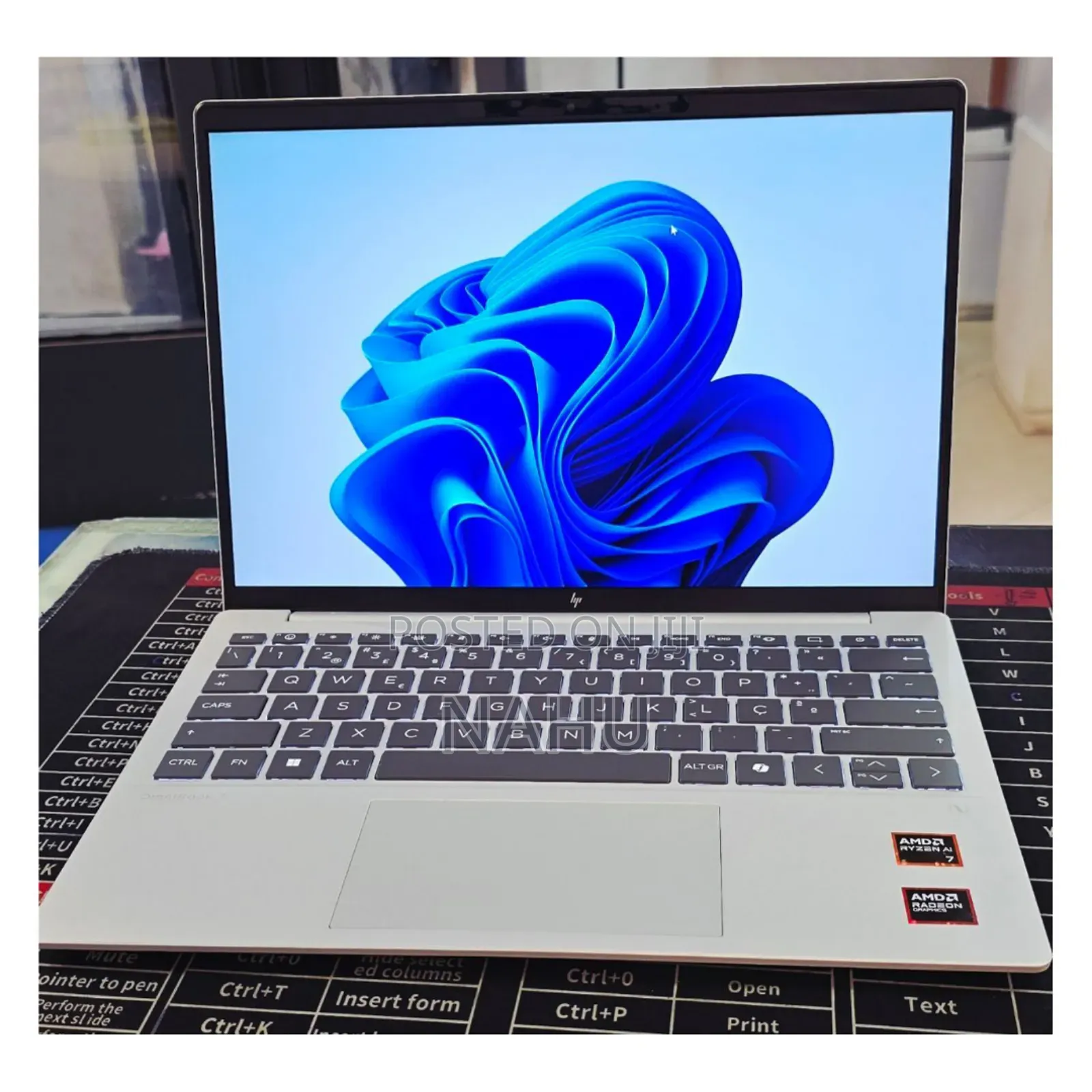 New Laptop HP OmniBook 5 14" 32GB Intel Core I7 SSD 1T