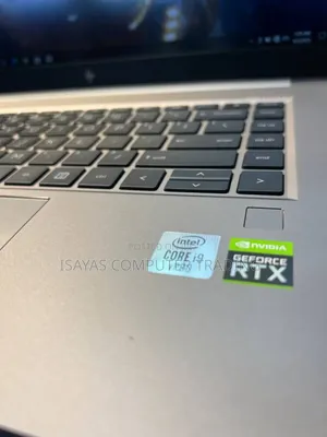 New Laptop HP ZBook Studio G8 16GB Intel Core I9 SSD 512GB