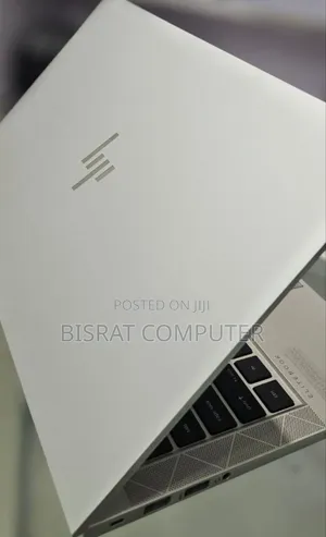 New Laptop HP EliteBook 830 G8 16GB Intel Core I7 SSD 512GB