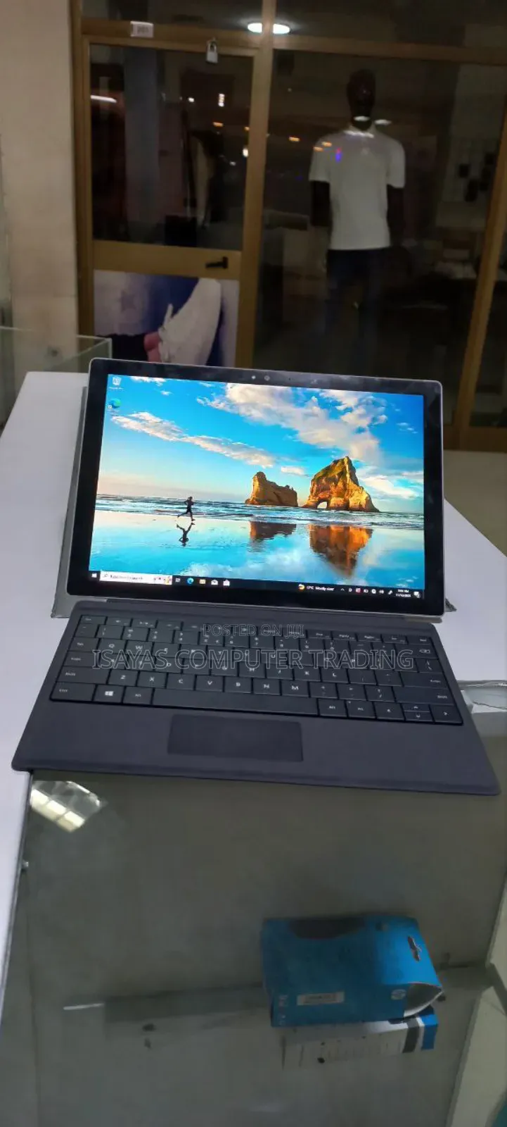 New Laptop Microsoft Surface Laptop 4 4GB Intel Core I5 SSD 128GB