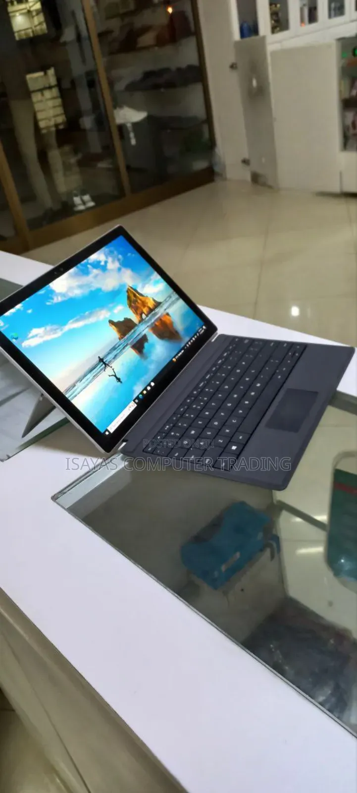 New Laptop Microsoft Surface Laptop 4 4GB Intel Core I5 SSD 128GB