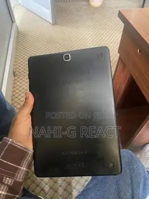 Samsung Galaxy Tab E SM-T561 16 GB Black