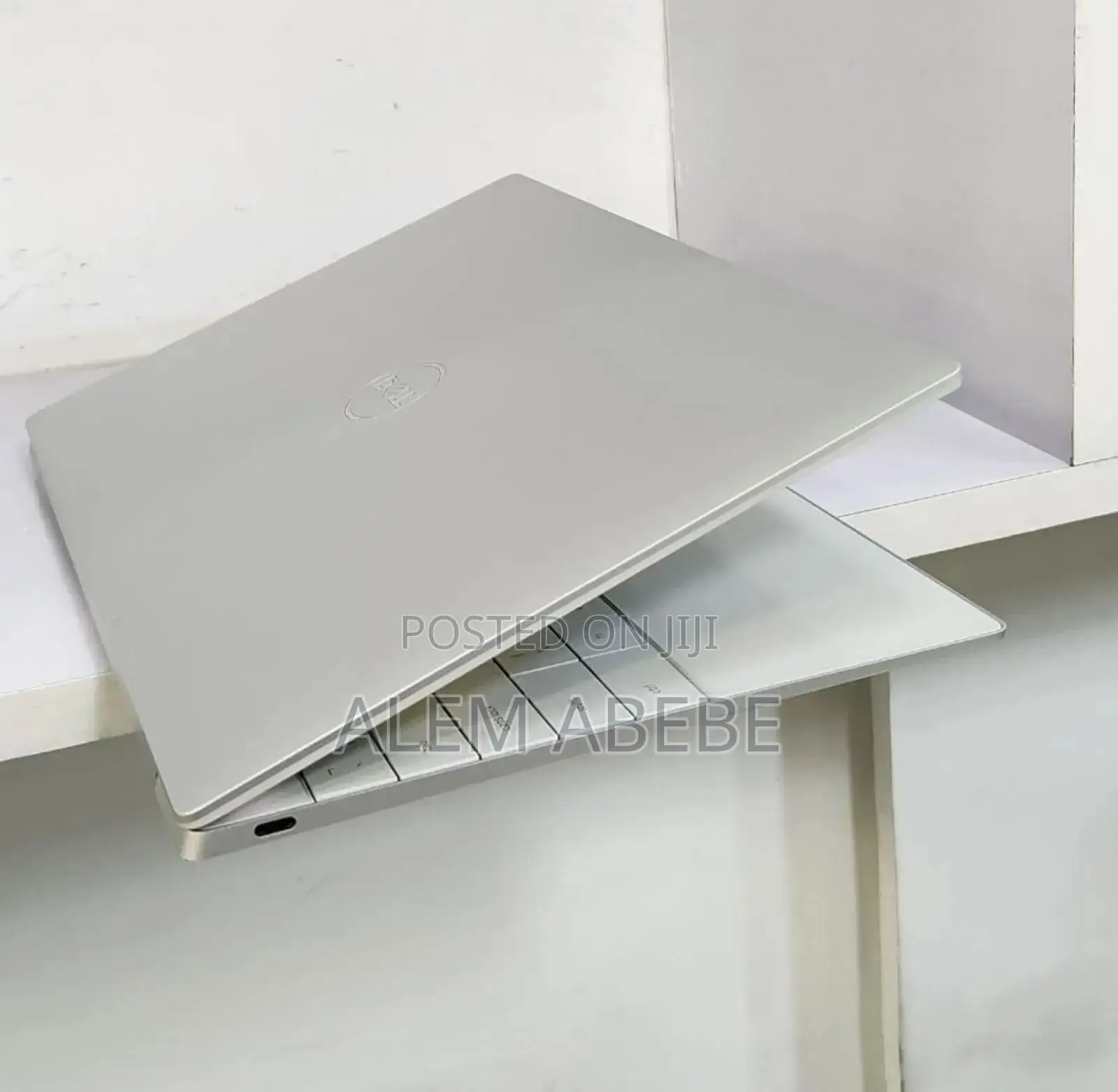 New Laptop Dell XPS 13 32GB Intel Core I7 SSD 512GB