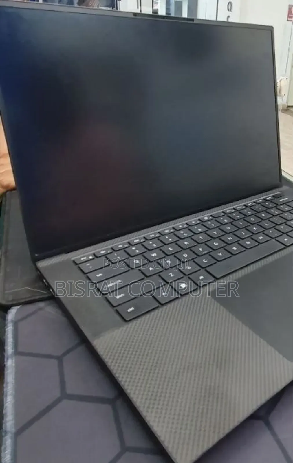 New Laptop Dell Precision 5570 16GB Intel Core I7 SSD 512GB