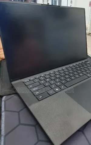 New Laptop Dell Precision 5570 16GB Intel Core I7 SSD 512GB