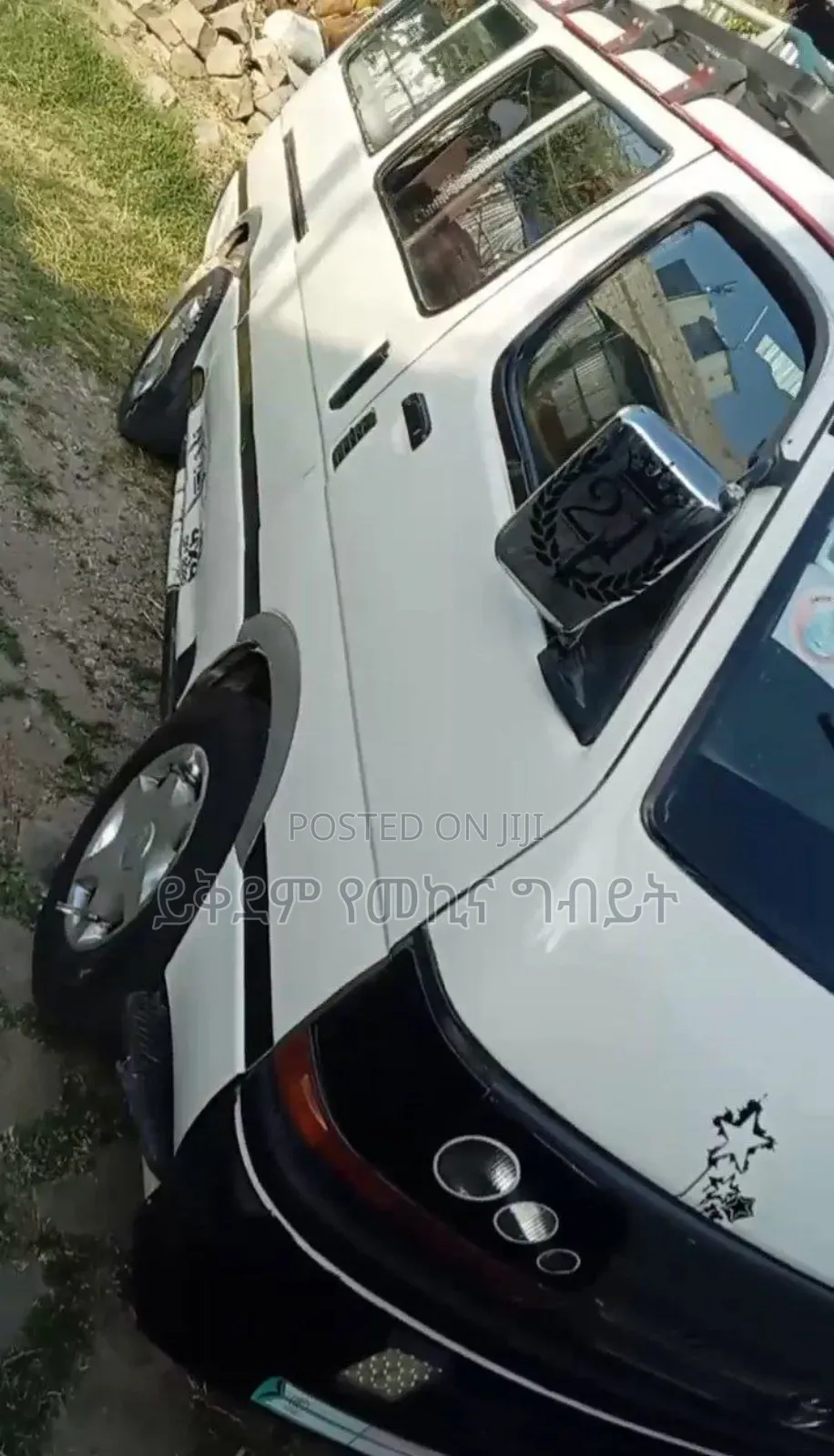 Toyota HiAce 2004 White