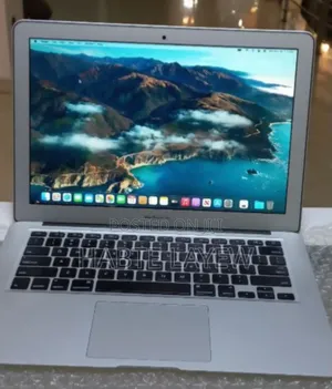 New Laptop Apple MacBook 2014 8GB Intel Core I5 SSD 256GB