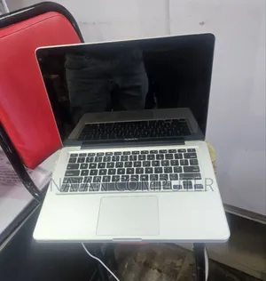 Photo - New Laptop Apple MacBook Pro 2010 8GB Intel Core I5 HDD 1T