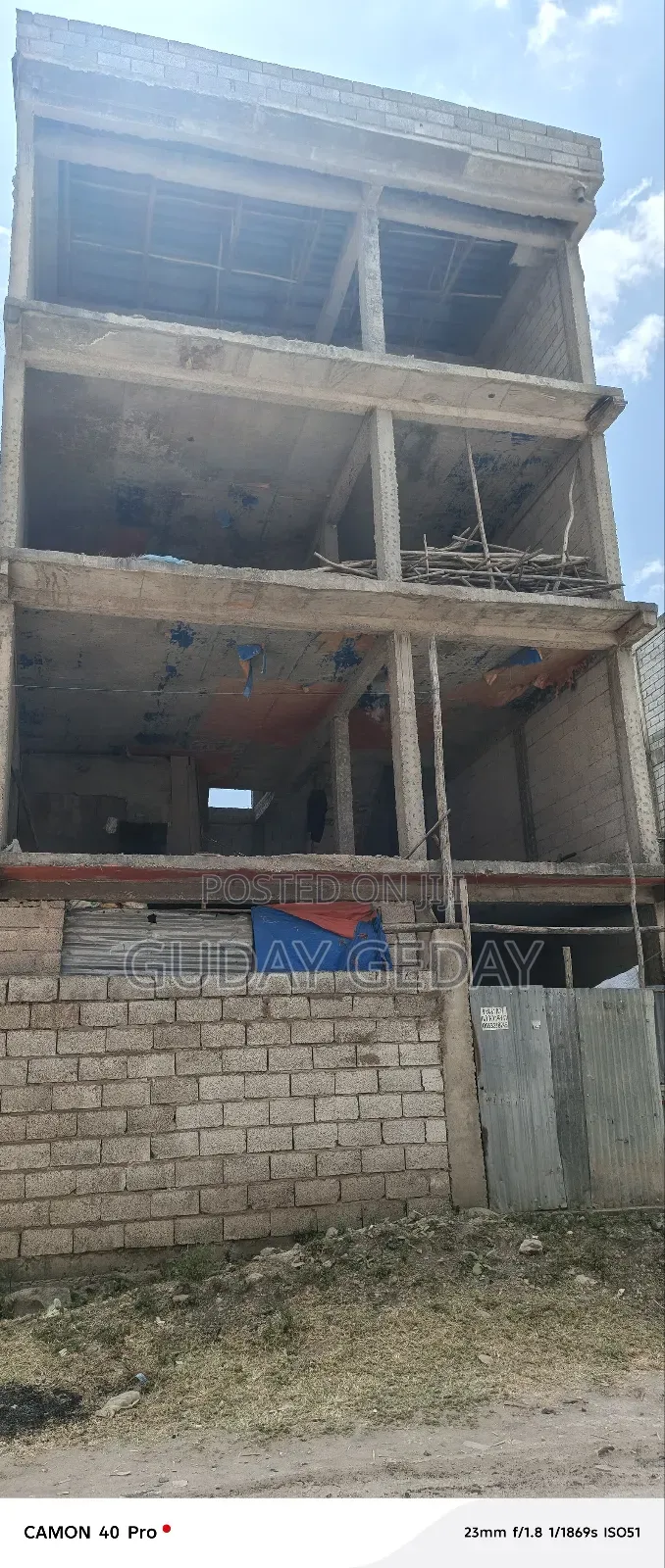 3bdrm House in Akaky Kaliti for sale