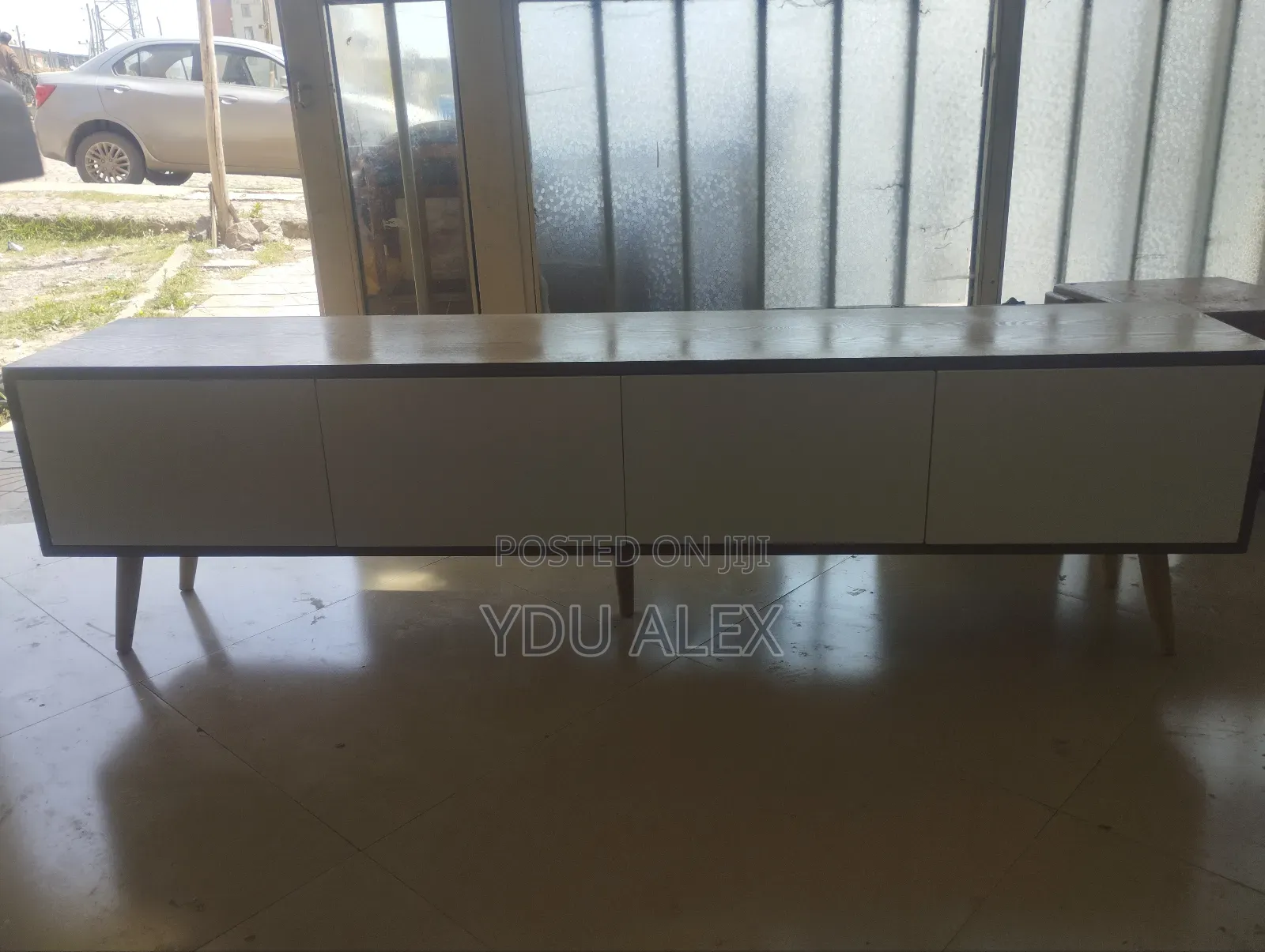 Modern Tv Stand and Table