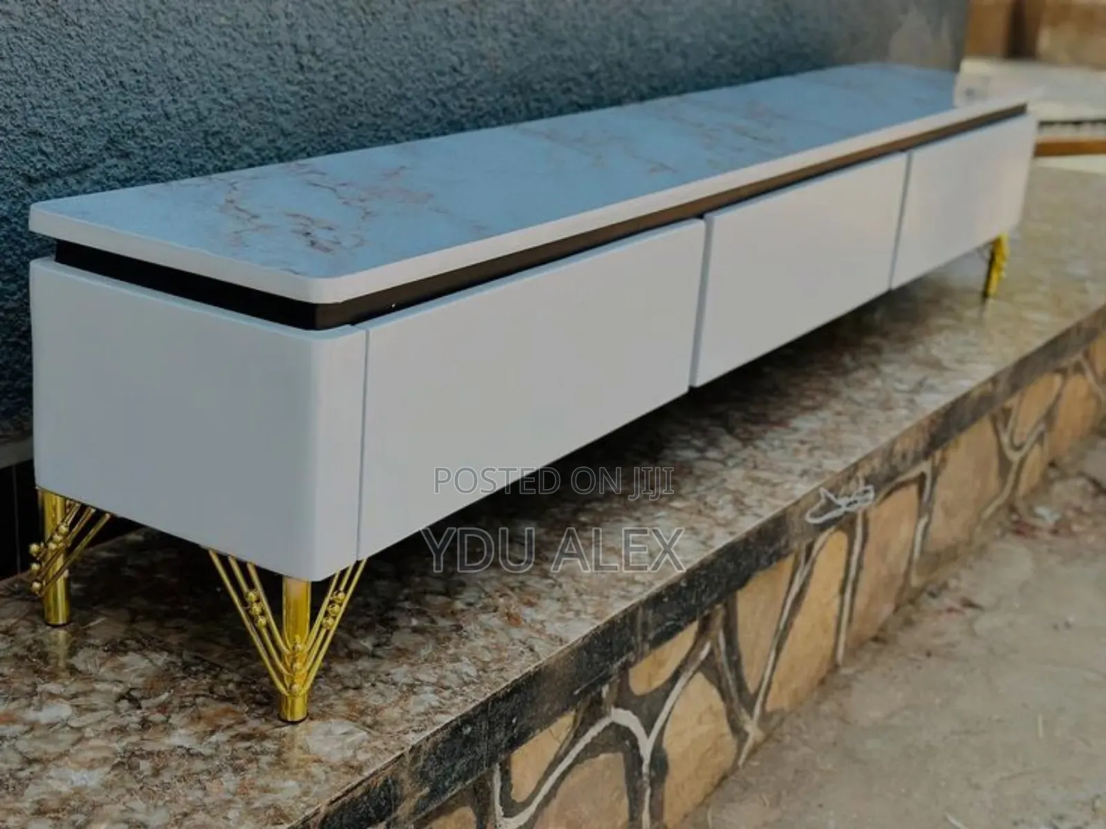 Modern Tv Stand and Table