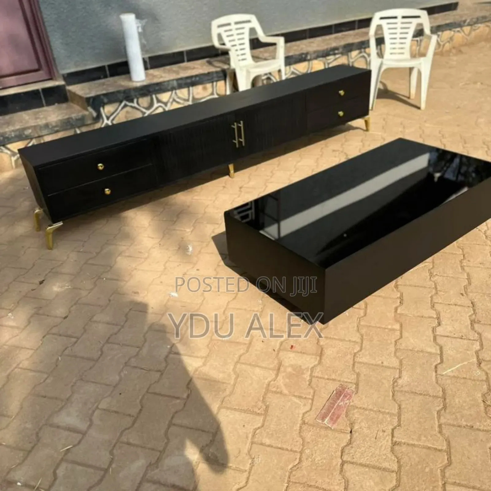 Modern Tv Stand and Table