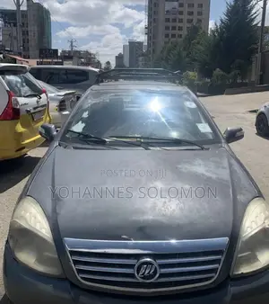 Photo - Lifan 520 2011 Gray