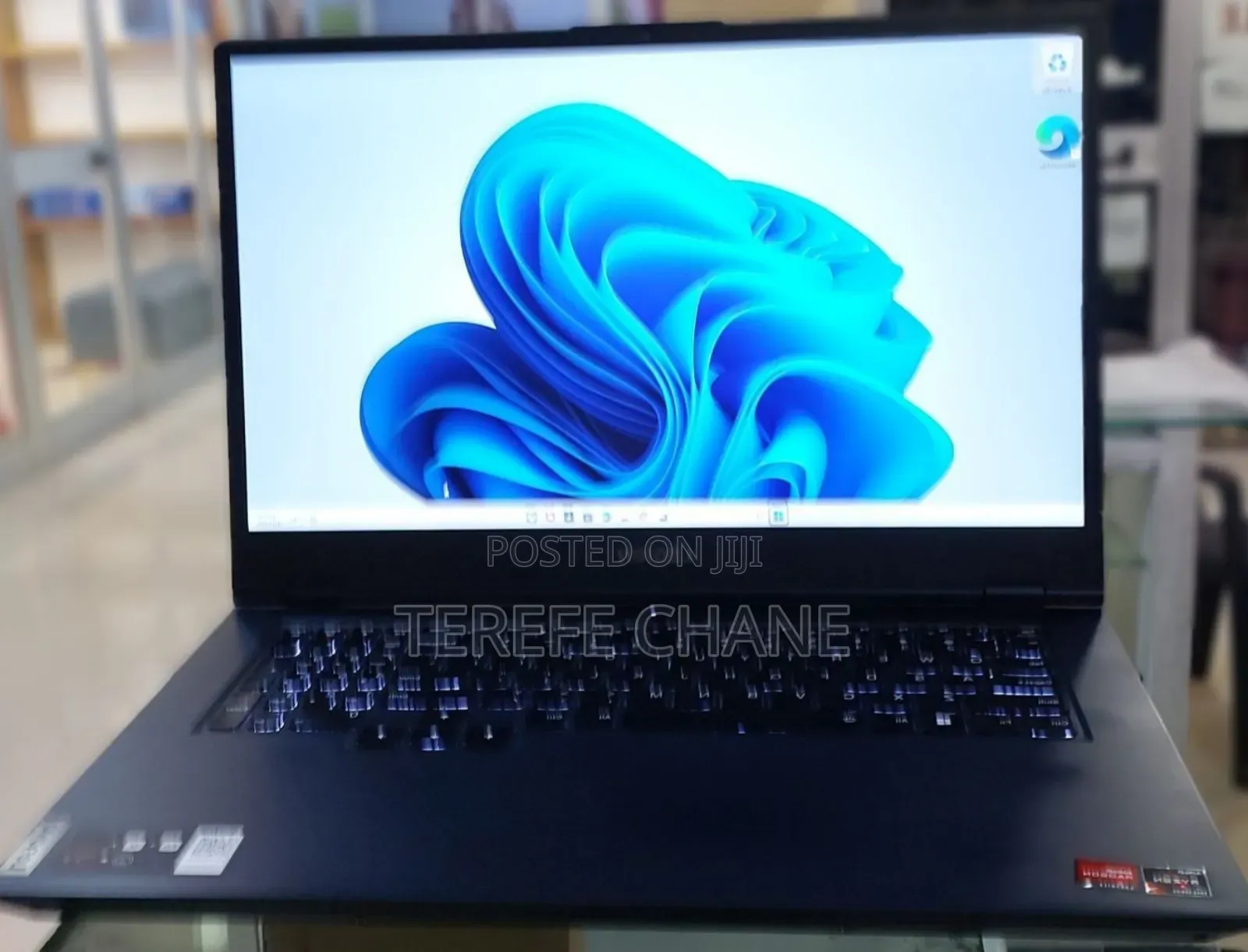 New Laptop Lenovo Legion 5 16GB AMD Ryzen 7 SSD 1T