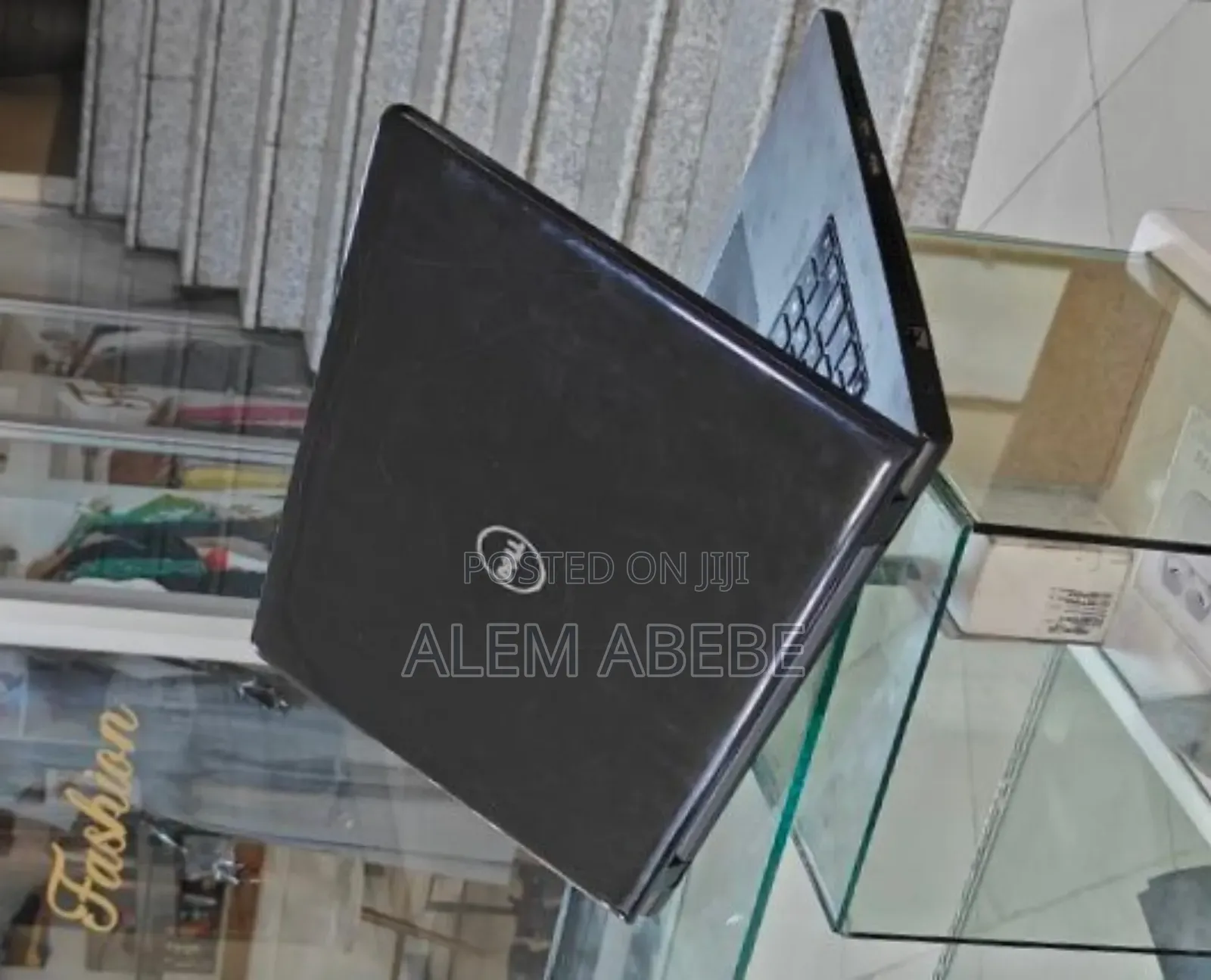 New Laptop Dell Inspiron 17 5755 6GB AMD A6 HDD 1T