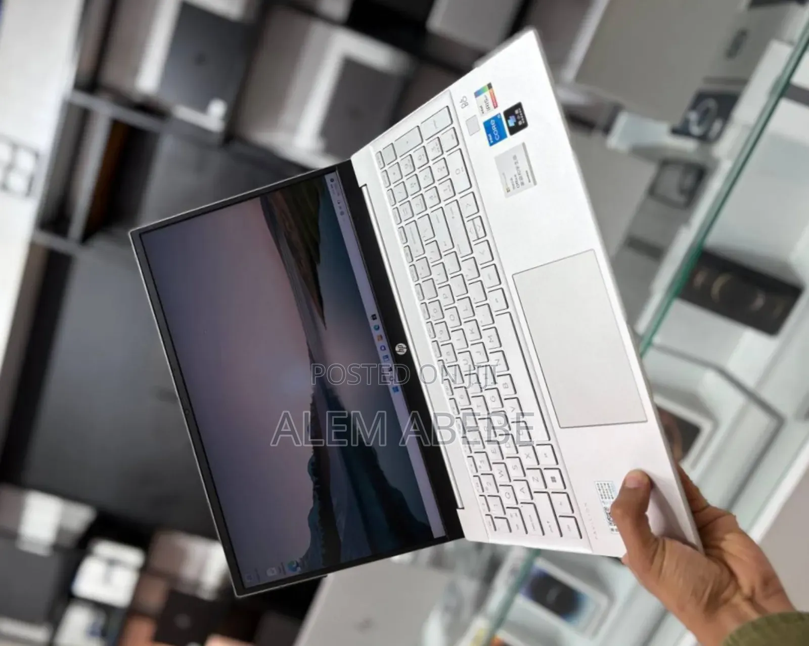 New Laptop HP Pavilion 15 16GB Intel Core I5 SSD 1T