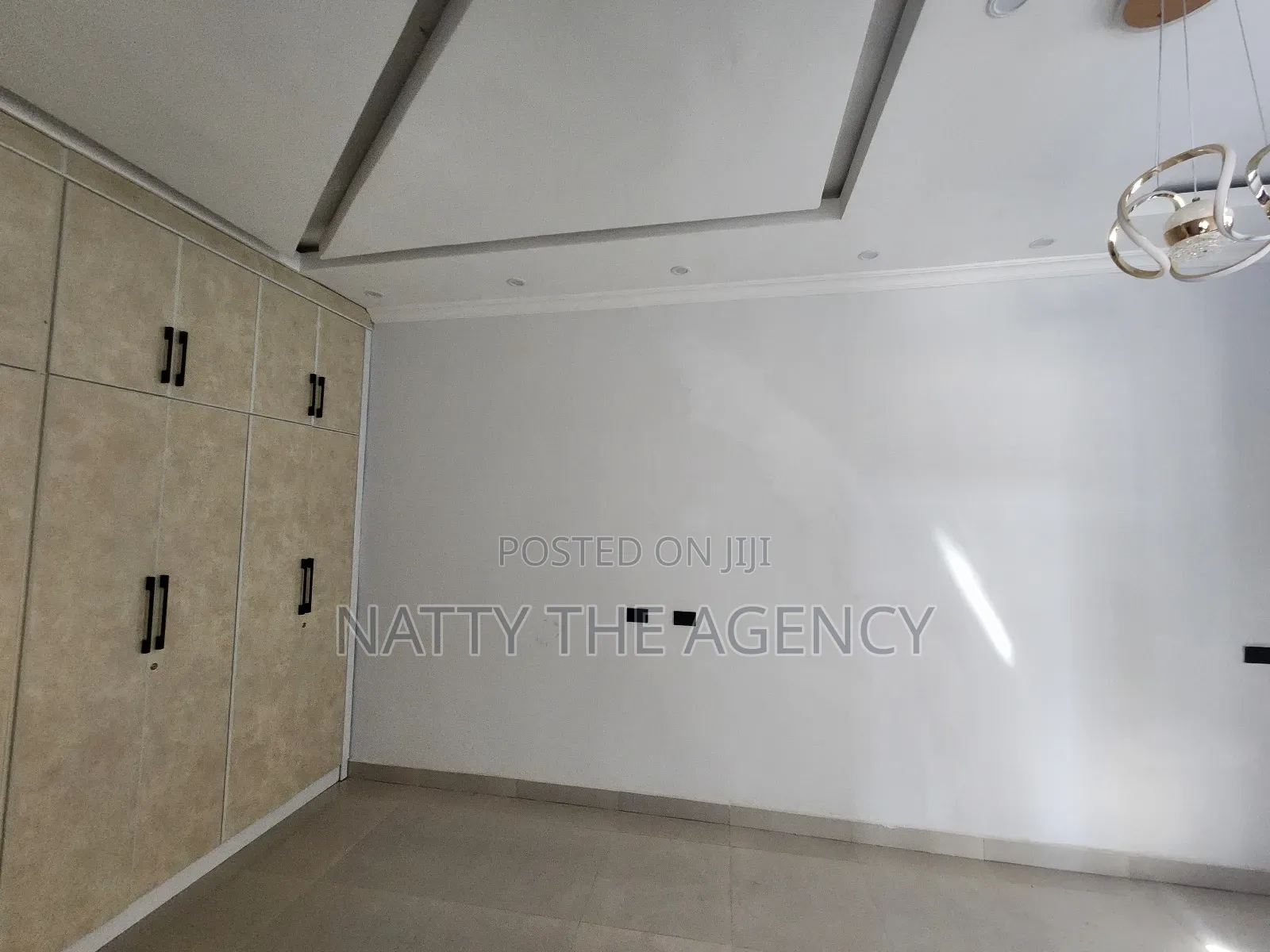 Furnished 6bdrm House in Summit, Bole for rent