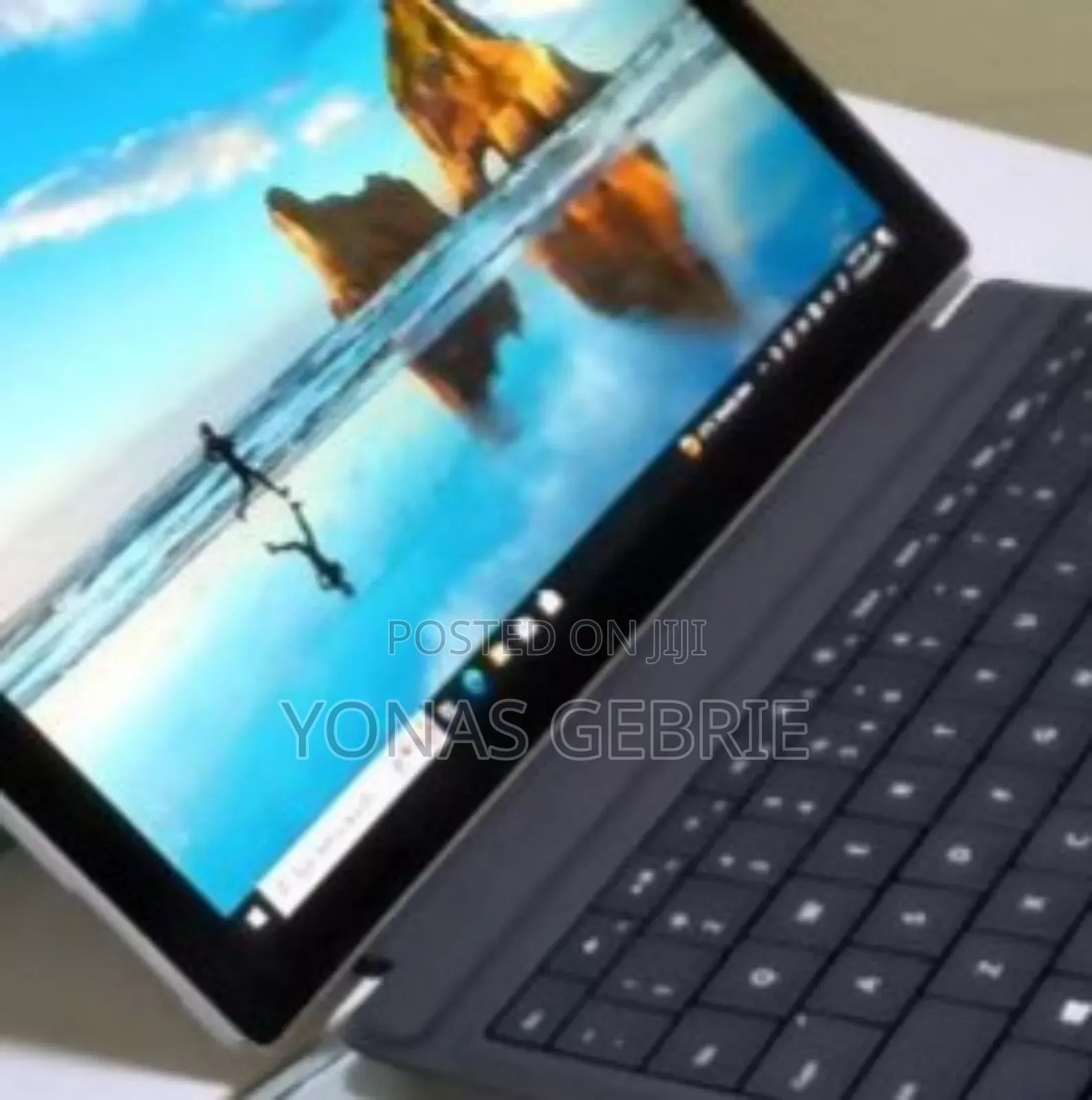 New Laptop Microsoft Surface 4GB Intel Core I5 SSD 128GB