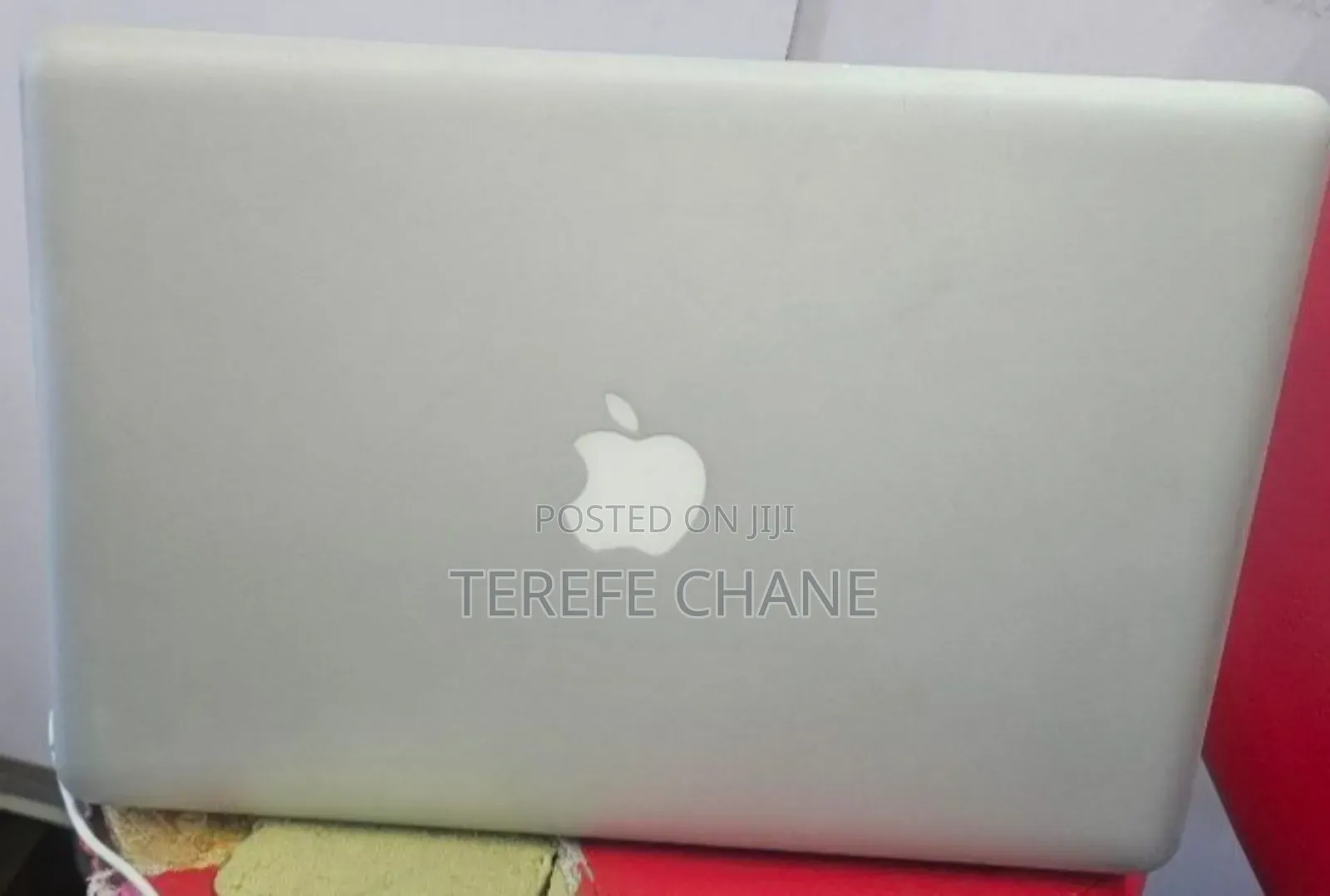 Laptop Apple MacBook 2010 8GB Intel Core I5 HDD 256GB