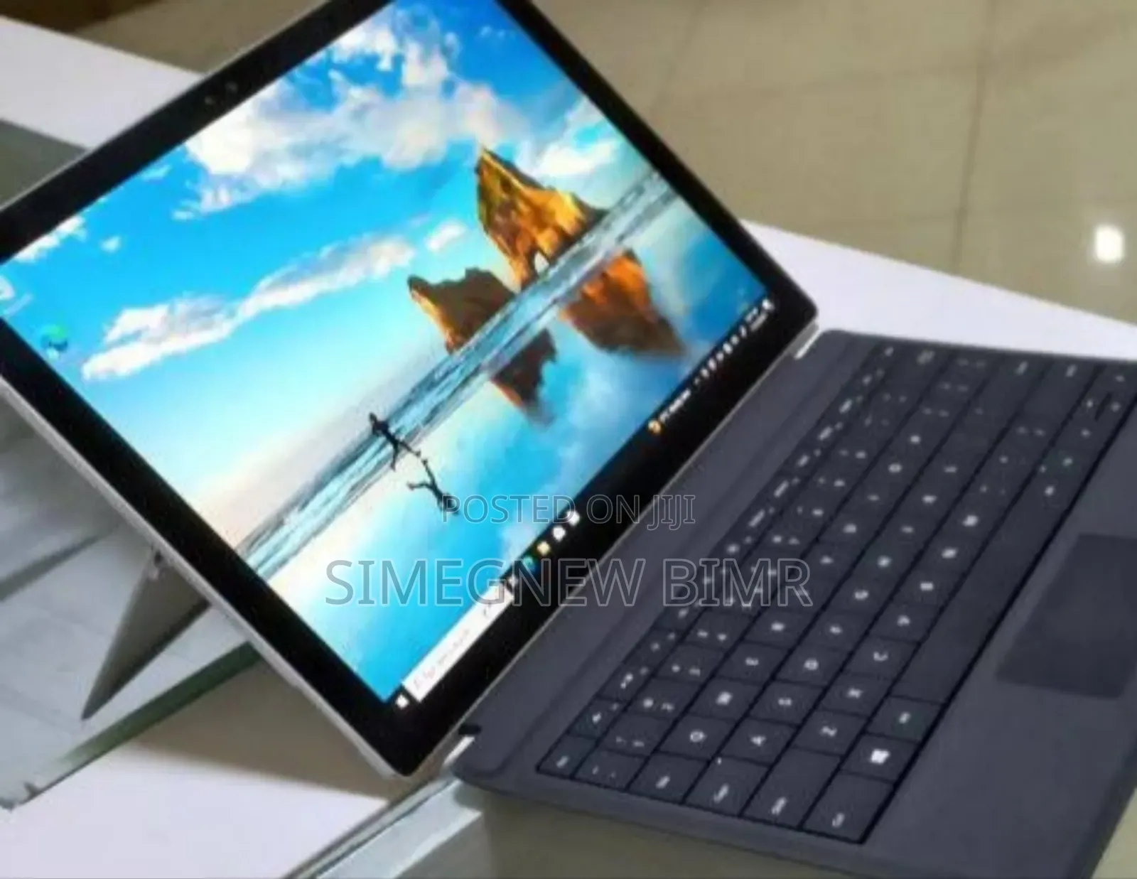 New Laptop Microsoft Surface 4GB Intel Core I5 SSD 128GB