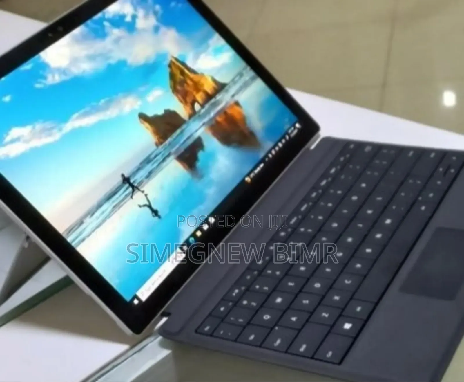 New Laptop Microsoft Surface 4GB Intel Core I5 SSD 128GB