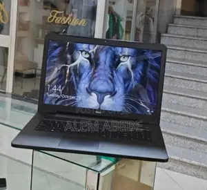 New Laptop Dell Inspiron 17 5755 6GB AMD A6 HDD 1T