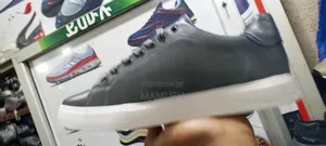 This Is Tommy Hilfiger Casual Men's Snickers