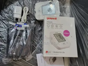 Photo - Digital Blood Pressure Monitor屜艾home Use Portable靠黚accurate Measuremen