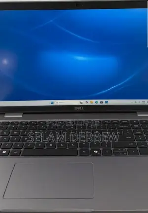 Photo - New Laptop Dell Latitude 5550 16GB Intel Core Ultra 7 SSD 1T