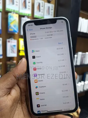 Apple XR 64 GB White