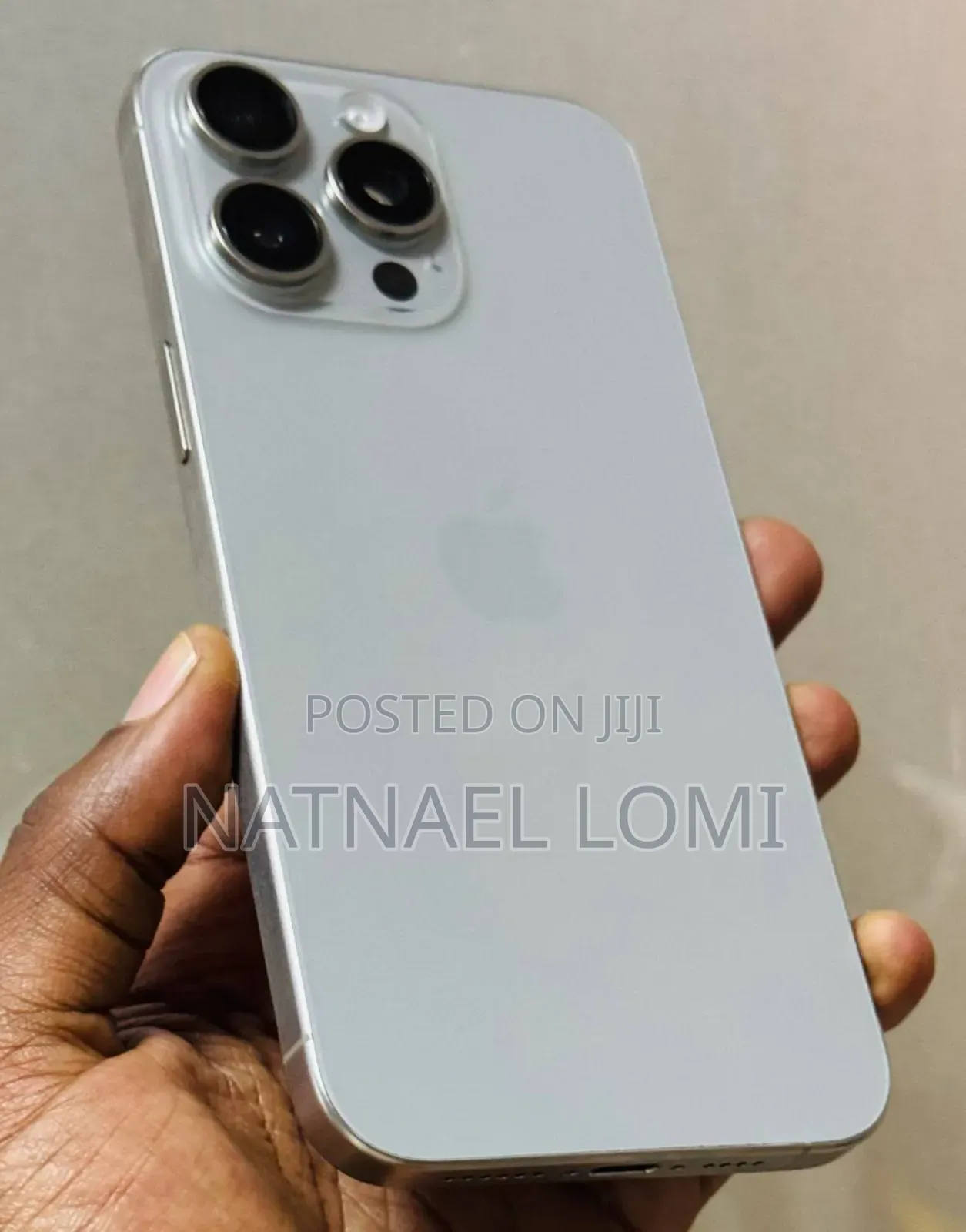 New Apple iPhone 15 Pro Max 1 TB Silver