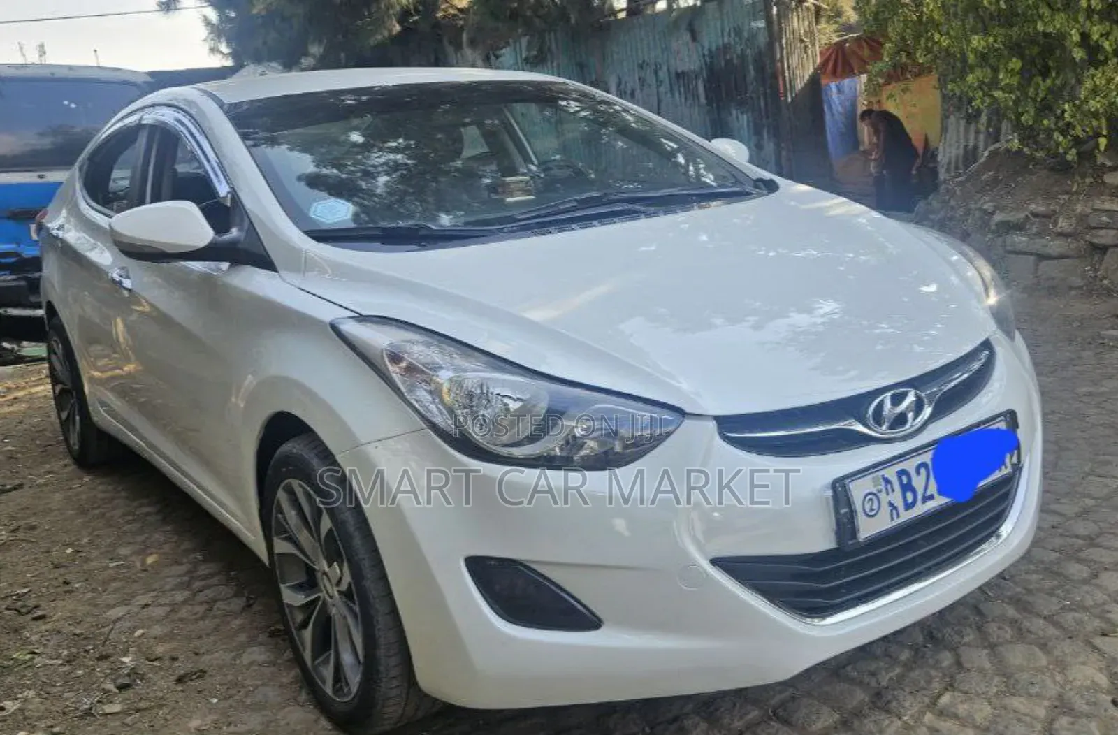 Hyundai Avante 2012 White
