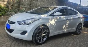 Hyundai Avante 2012 White