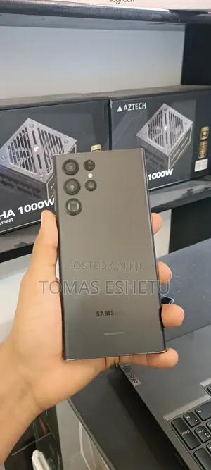 Photo - Samsung Galaxy S22 Ultra 256 GB Black