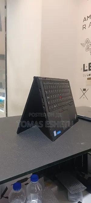 Laptop Lenovo ThinkPad X260 8GB Intel Core I5 SSD 512GB