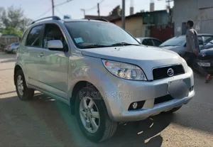 Photo - Daihatsu Terios 1.3 2008 Silver