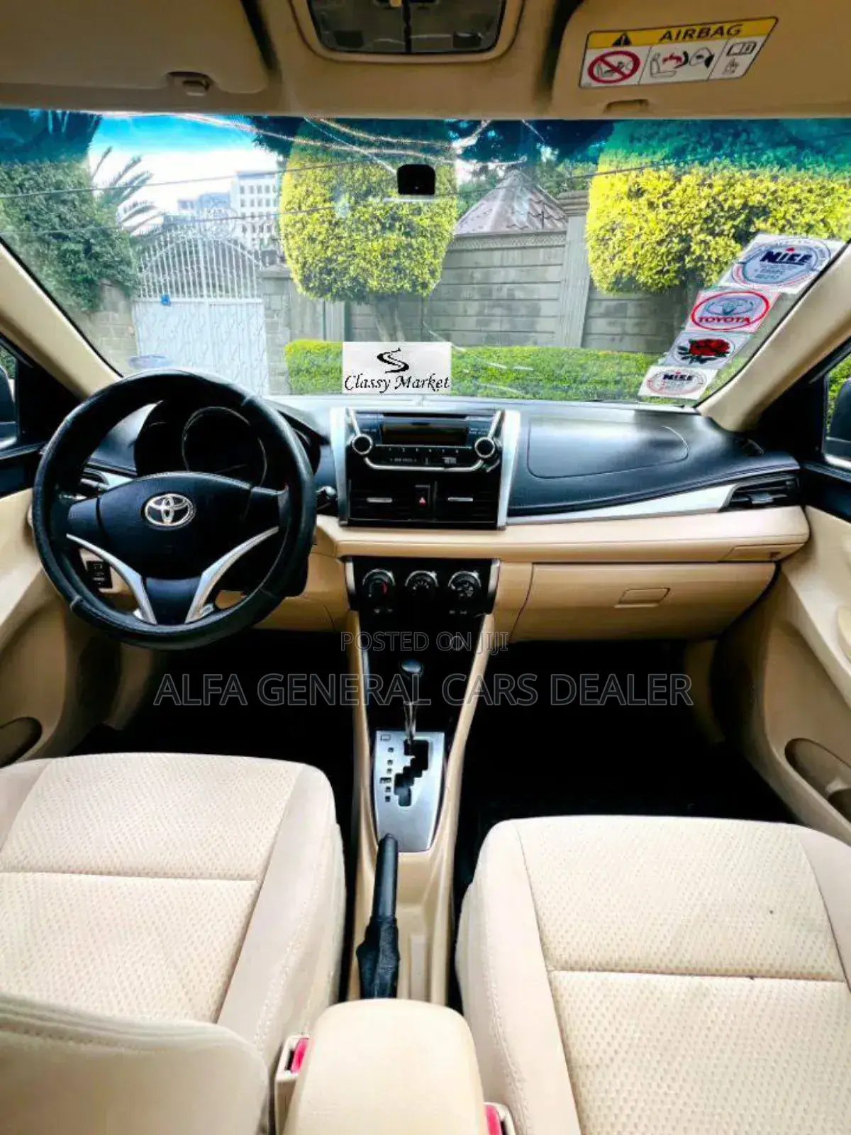 Toyota Corolla 2013 White