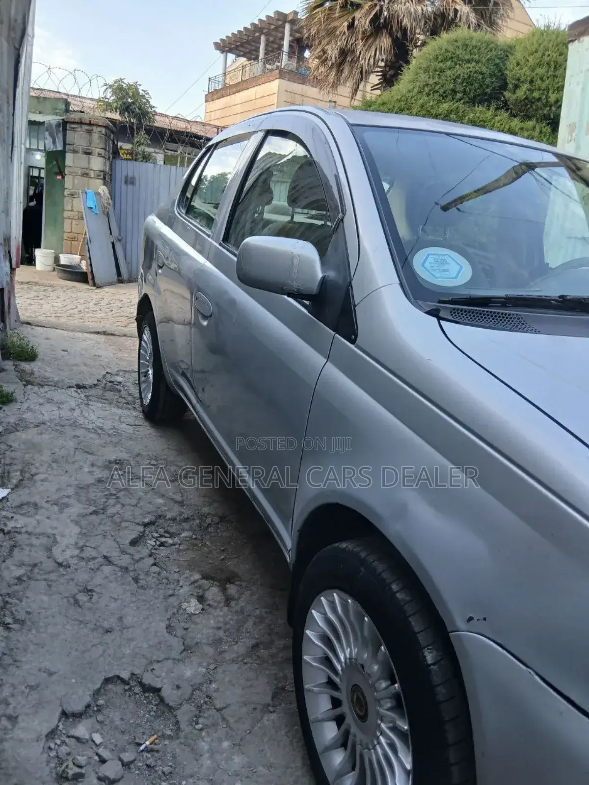 Toyota Platz 2003 Silver