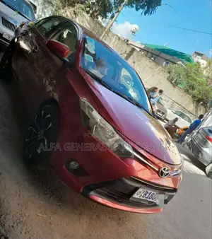 Photo - Toyota Corolla 2014 Red