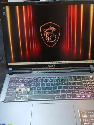 New Laptop MSI Vector 16 HX AI A2XWIG 16GB Intel Core Ultra 7 SSD 1T