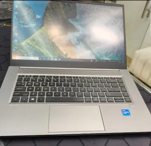 New Laptop HP ZBook Studio G8 16GB Intel Core I7 SSD 512GB