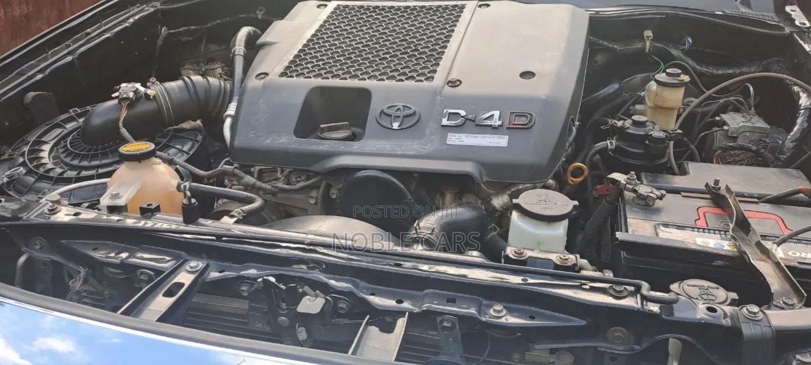 Toyota Hilux 2013 Black