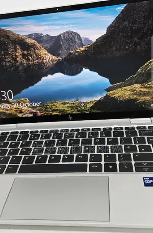 New Laptop HP EliteBook X360 1030 G8 16GB Intel Core I7 SSD 512GB