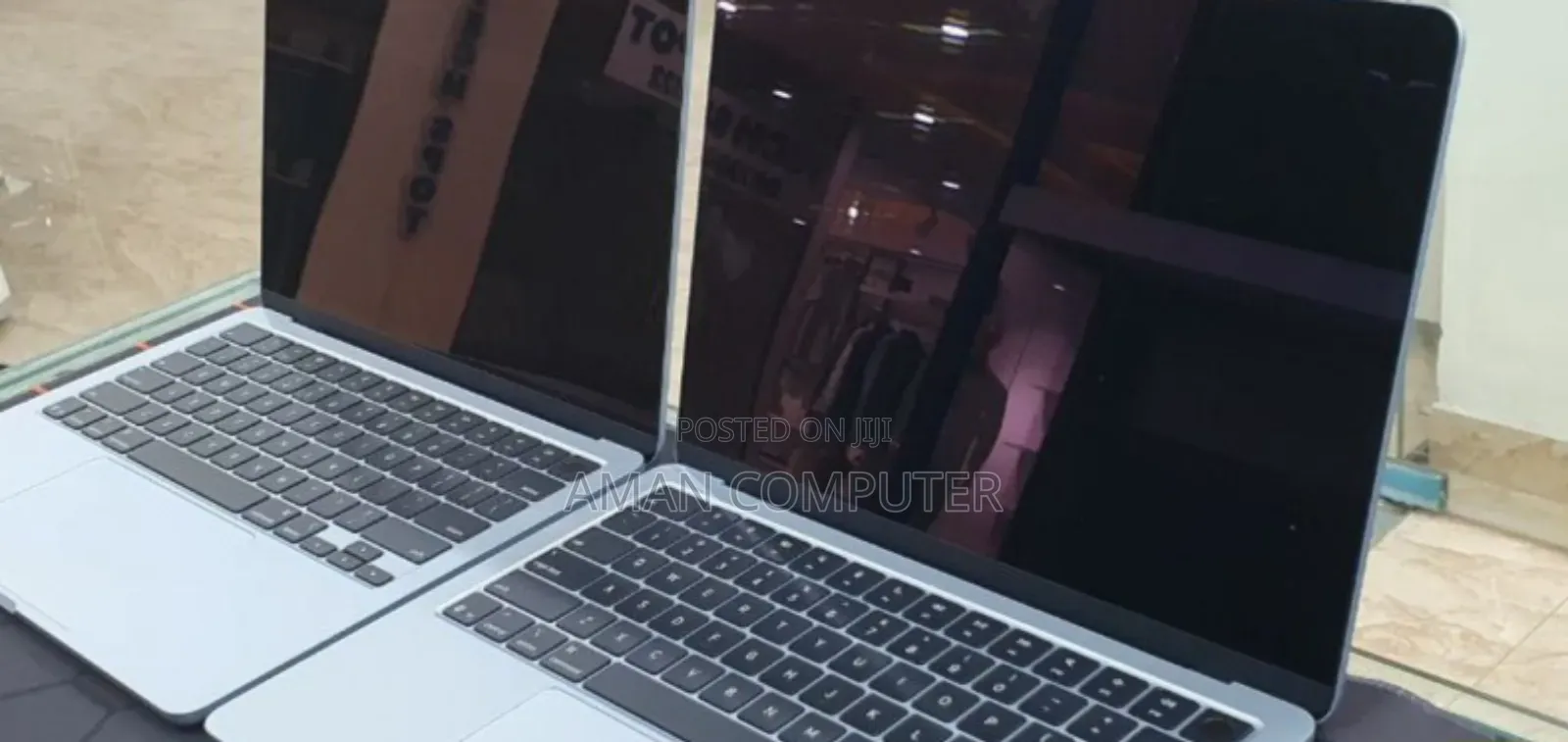 New Laptop Apple MacBook Air 2025 M4 13-Inch 16GB Apple M4 SSD 256GB