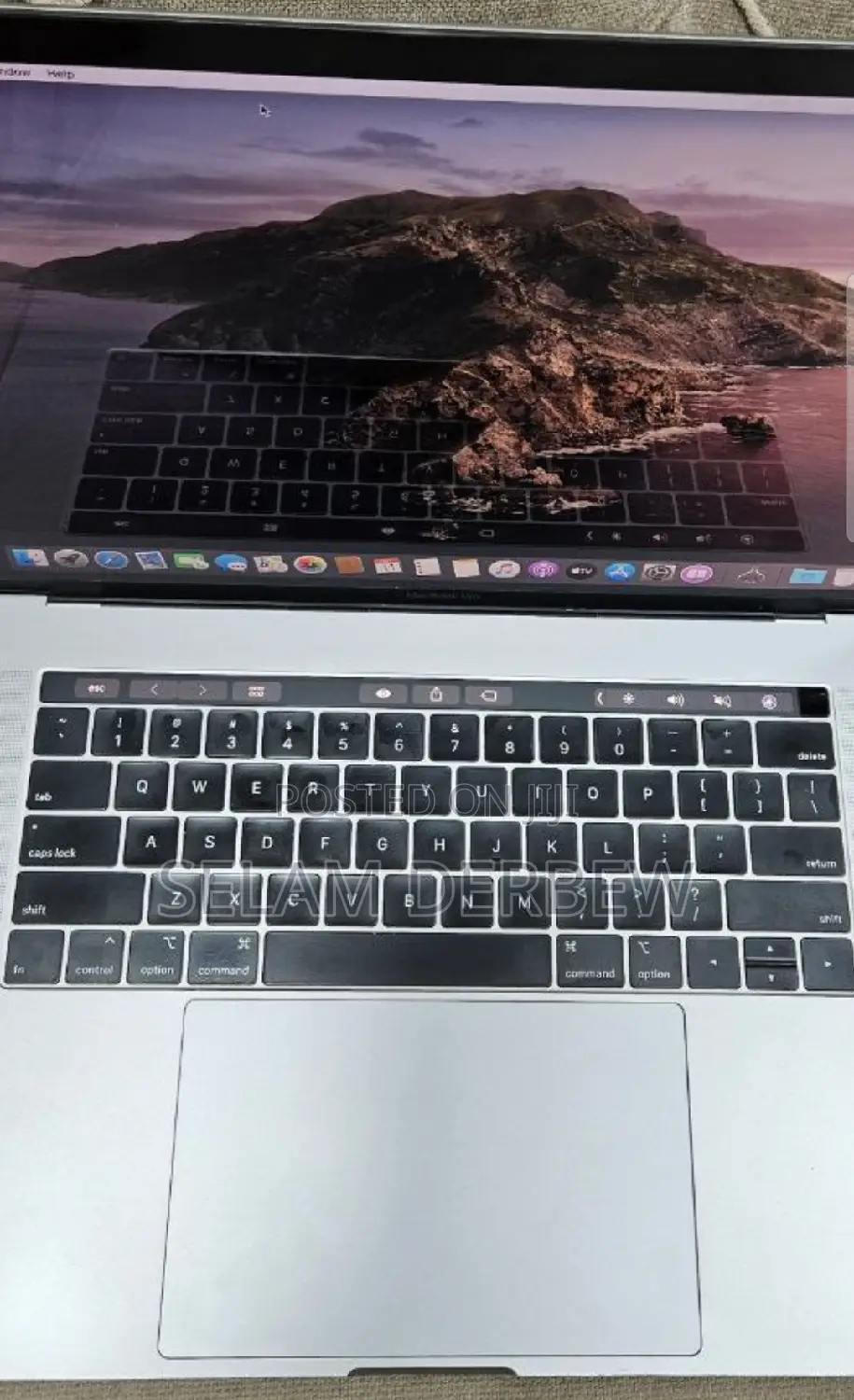 New Laptop Apple MacBook Pro 2019 16GB Intel Core I9 SSD 512GB