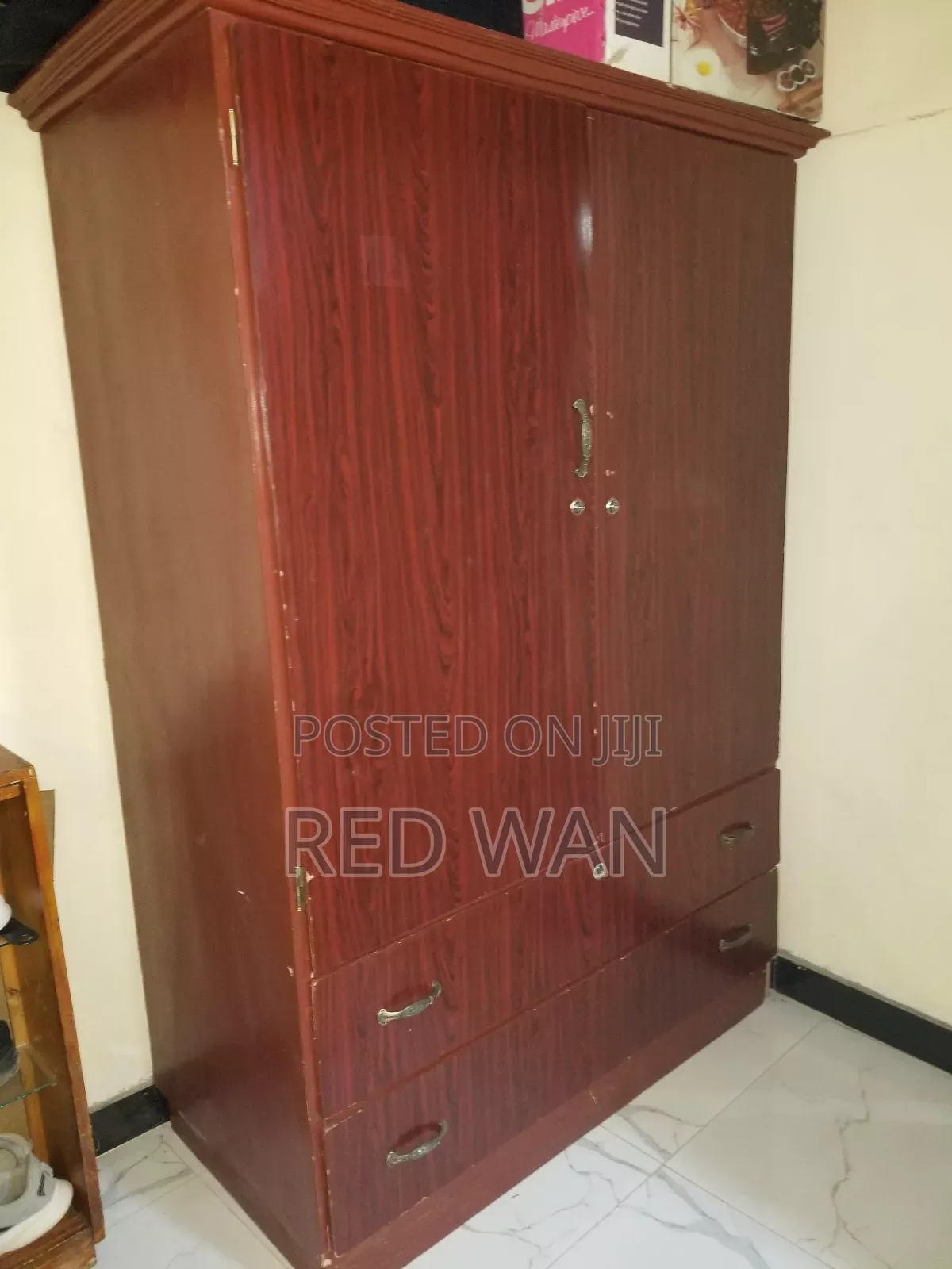 ቁምሳጥን 120 በ60