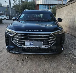Photo - Jetour X70 Plus 2023 Blue