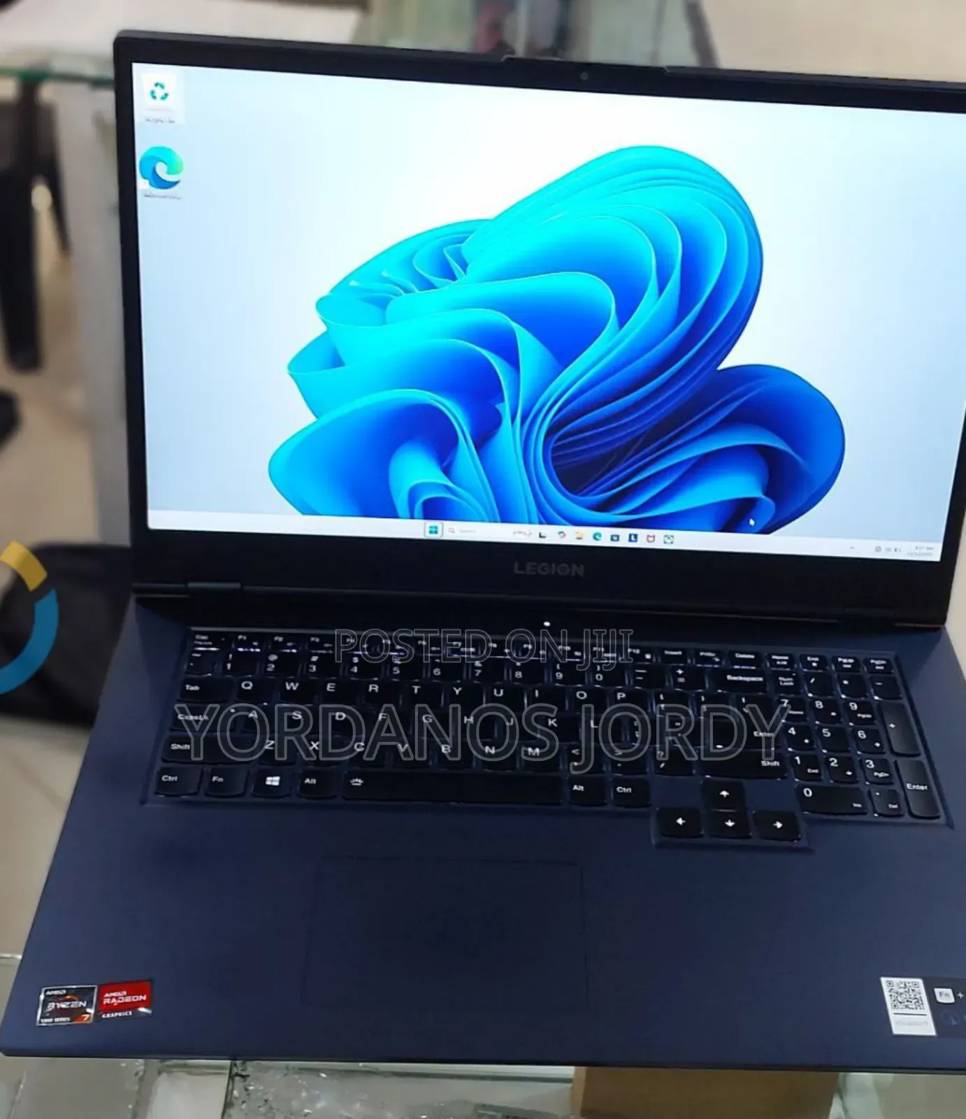 New Laptop Lenovo Legion 5 16GB AMD Ryzen 7 SSD 1T